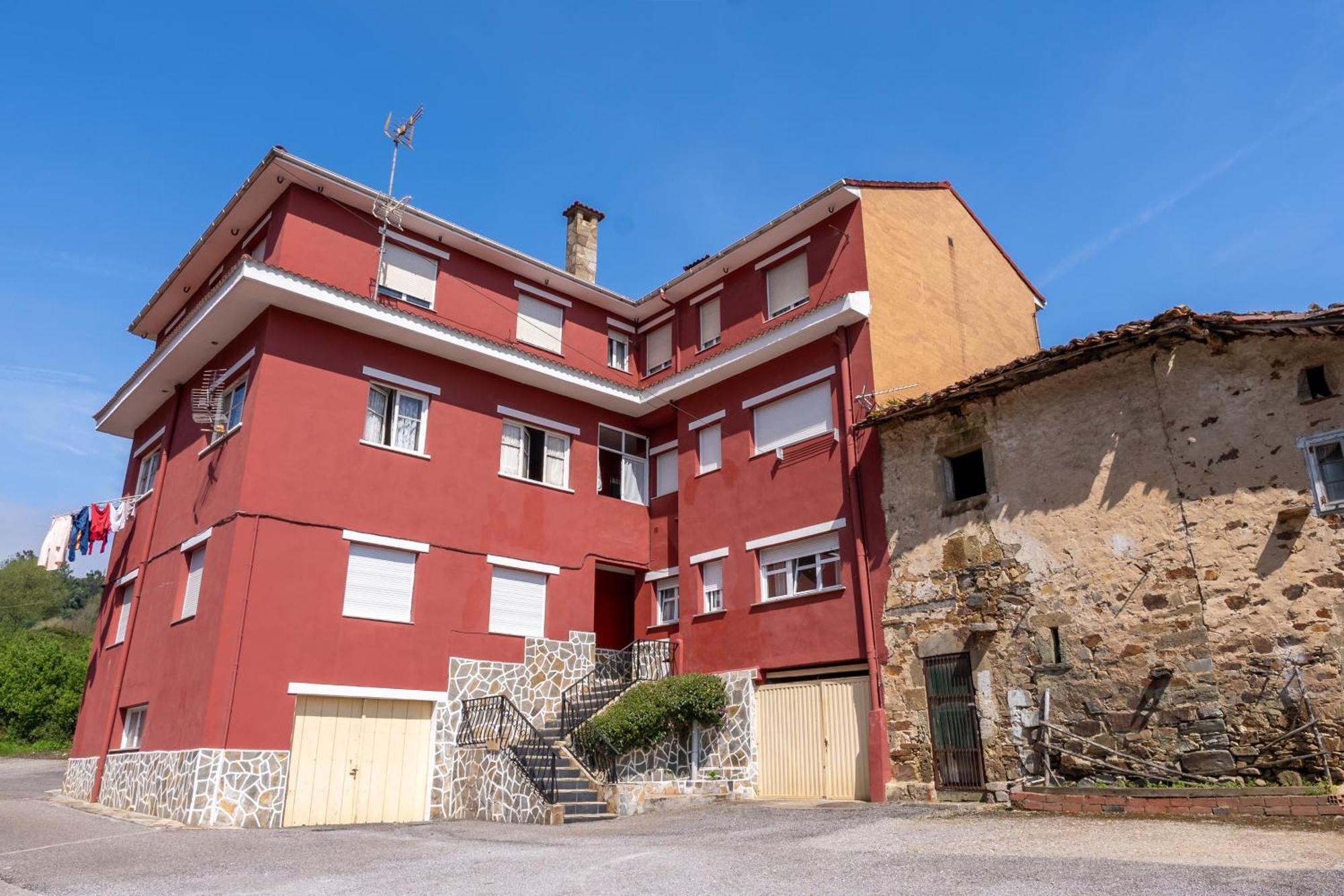 Apartamentos Ondina Soto de Luiña エクステリア 写真